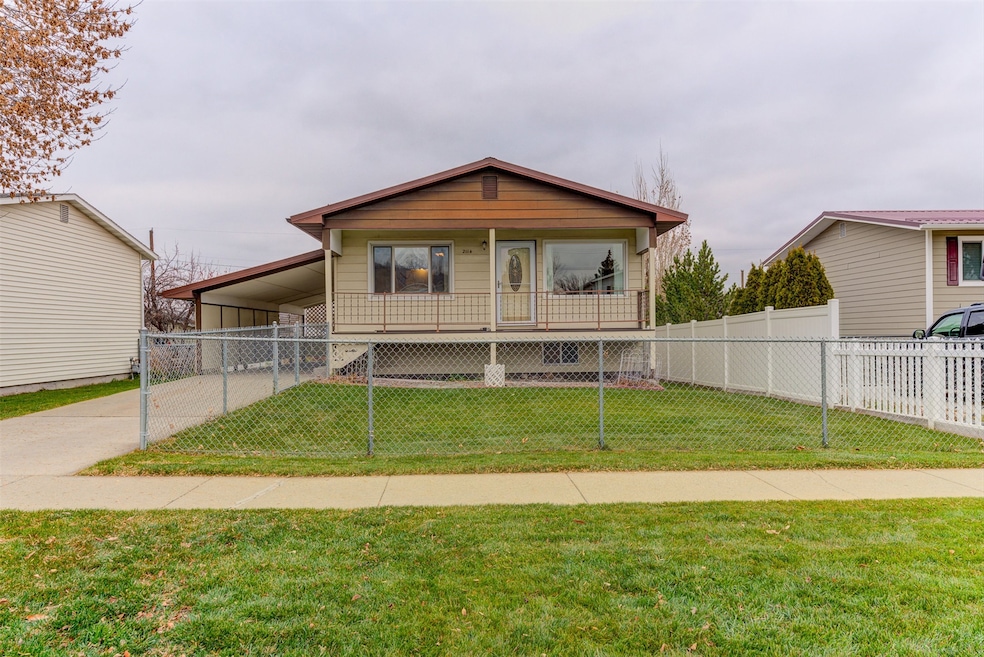 2114 Townsend Ave, Helena, MT 59601 - photo 1