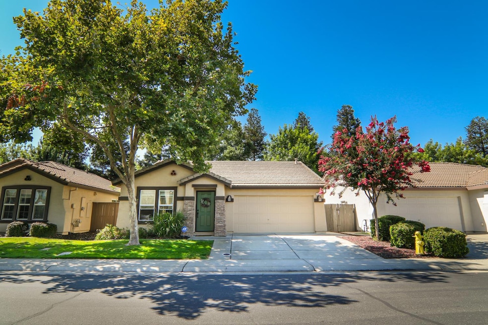 Sold $490,000 • Co-Listing Agent