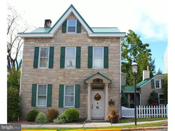 136 S Warren St, Orwigsburg, PA 17961 - photo 1