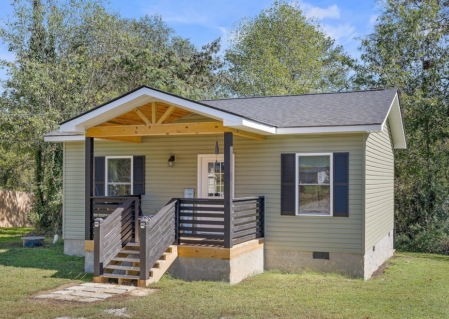 699 Dry Valley Rd, Rossville, GA 30741 - photo 1