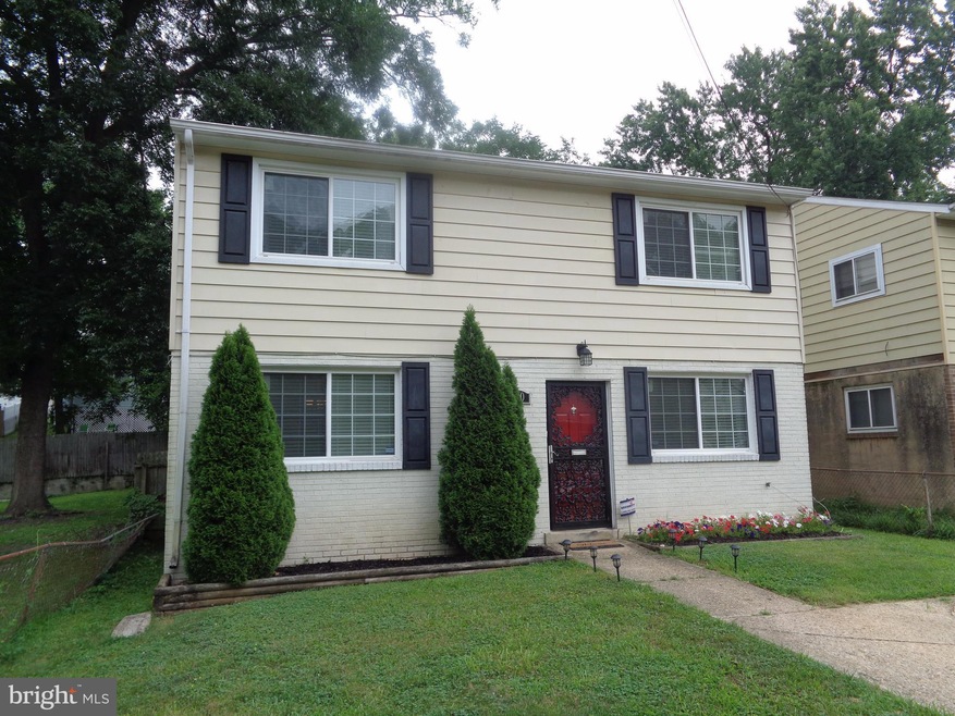 710 Nova Ave, Capitol Heights, MD 20743 - photo 1