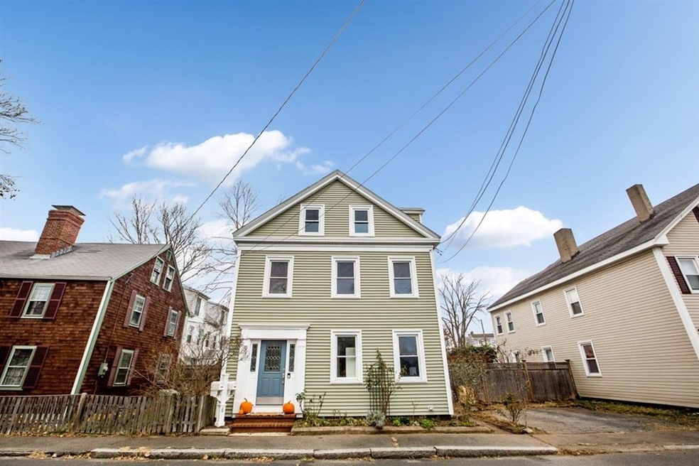 6 Upham St, Salem, MA 01970 - photo 1