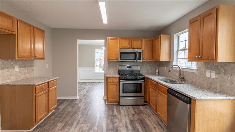 1795 Deer Crossing Cir, Jonesboro, GA 30236 - photo 1