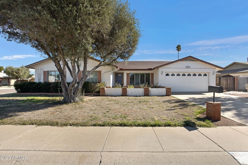 8615 N 45th Ave, Glendale, AZ 85302 - photo 1