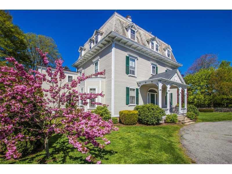 1 Red Cross Ave unit 2, Newport, RI 02840 - photo 1