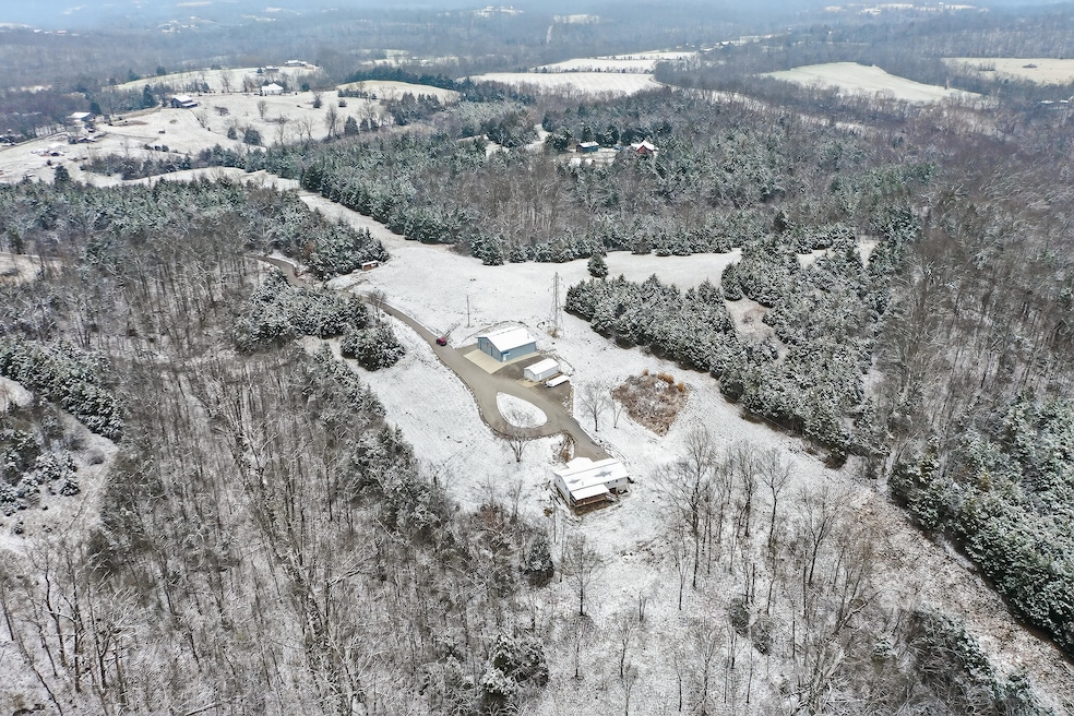 1317 Drydock Rd, Lawrenceburg, KY 40342 - photo 1