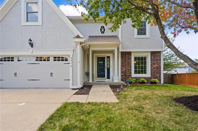 5015 Mccoy St, Shawnee, KS 66226 - photo 1