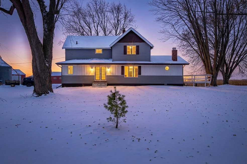 N5438 Lower Rd, Shiocton, WI 54170 - photo 1