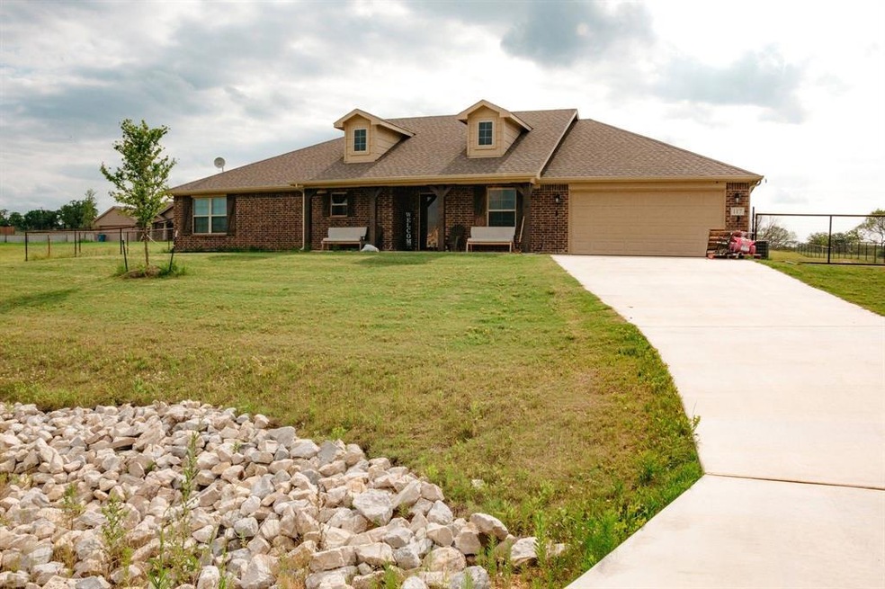117 Springwood Ranch Loop, Springtown, TX 76082 - photo 1