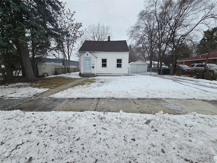 20737 Nummer St, Warren, MI 48089 - photo 1