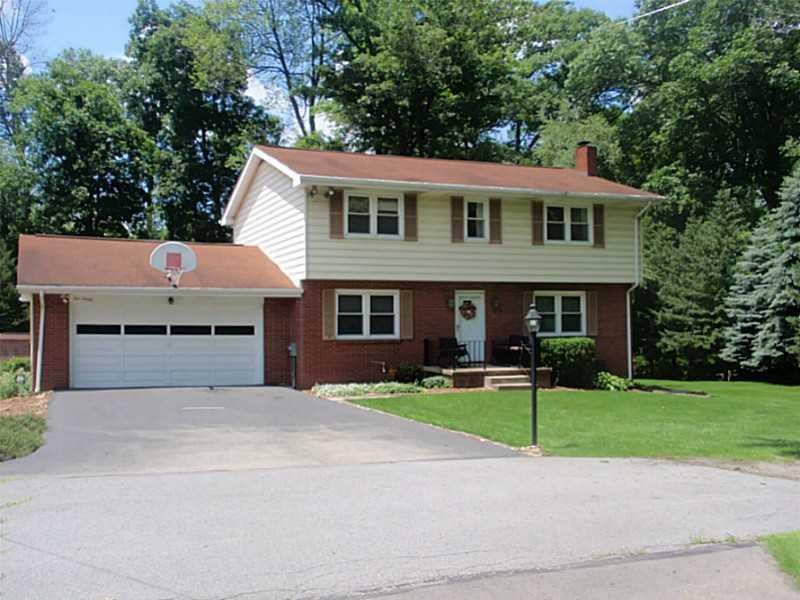 1090 Hickory Ln, Indiana, PA 15701 - photo 1