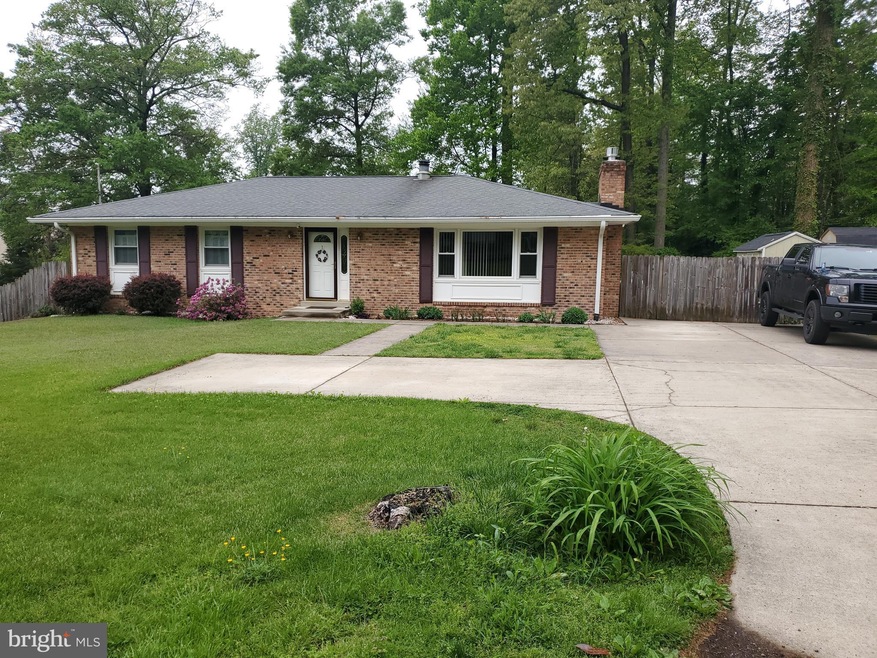 19222 Cardinal Heights Rd, Triangle, VA 22172 - photo 1