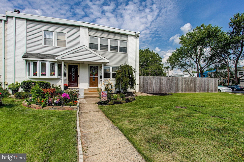 836 Andover Rd, Lansdale, PA 19446 - photo 1