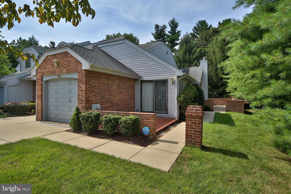 9306 Eagleview Dr, Lafayette Hill, PA 19444 - photo 1