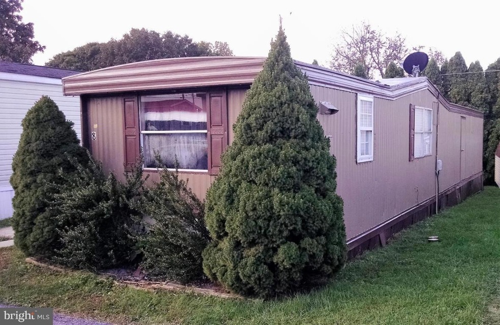 475 Wabash Rd unit 8, Ephrata, PA 17522 - photo 1