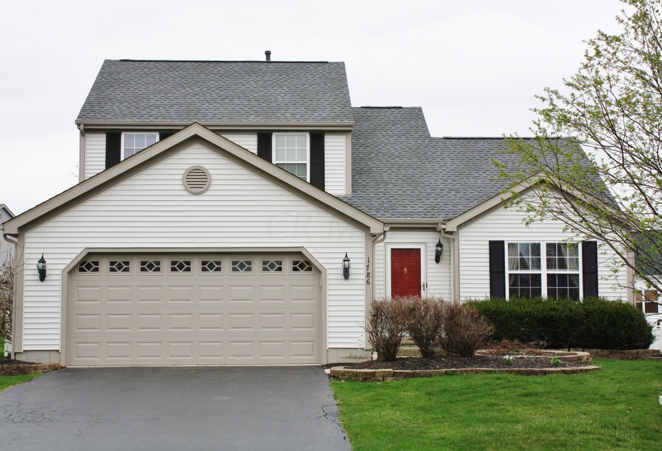 1 Front Exterior