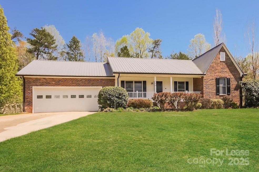 148 Millstone Dr, Statesville, NC 28625 - photo 1