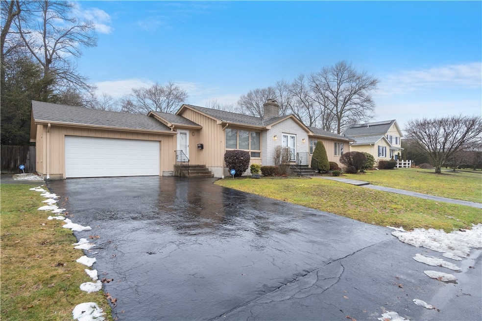 32 Colony Dr, Johnston, RI 02919 - photo 1