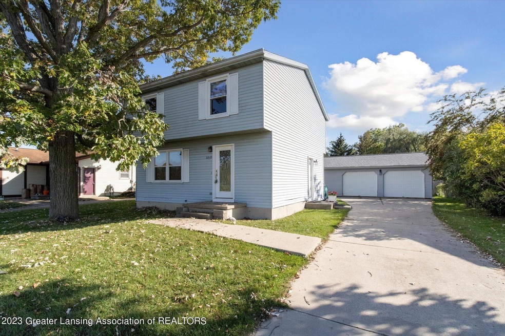 2813 Newark Ave, Lansing, MI 48911 - photo 1