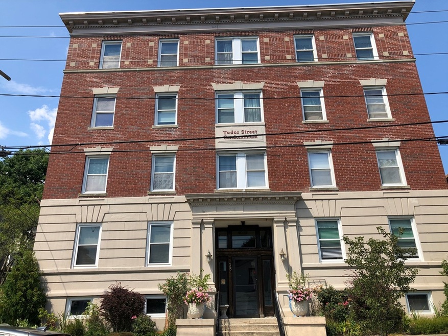 35 Tudor St unit 4F, Lynn, MA 01902 - photo 1