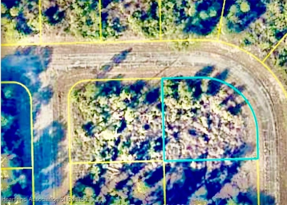 215 Alan Shepard Terrace, La Belle, FL 33935 - photo 1