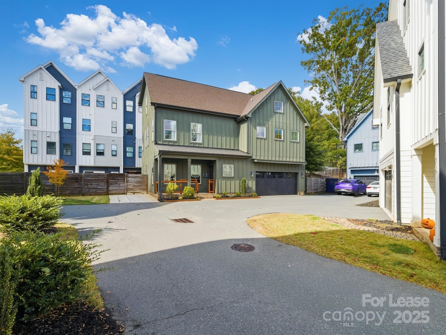 1511 Landis Ave, Charlotte, NC 28205 - photo 1