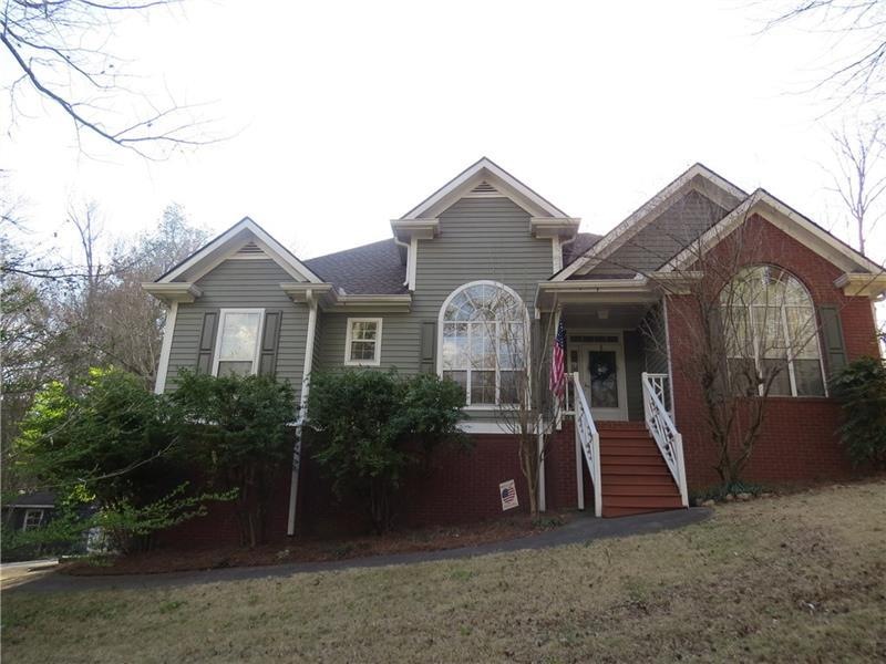 120 Green Point Way, Carrollton, GA 30117 - photo 1