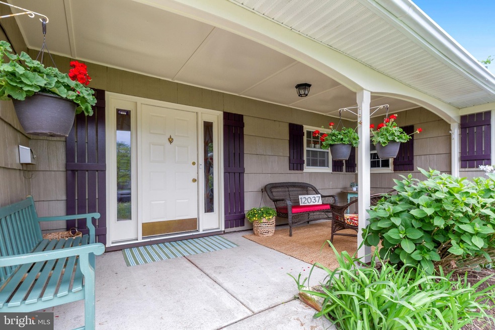 Sold $490,927 • Co-Listing Agent