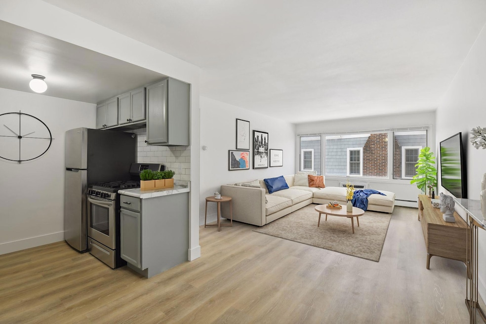 99 E 54th St unit 9, Minneapolis, MN 55419 - photo 1