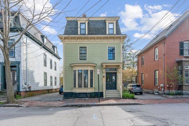 112 Clark St unit 1, Portland, ME 04102 - photo 1