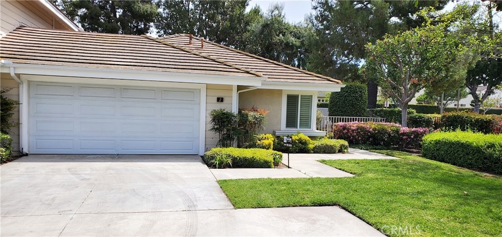 2 Cedarlake unit 8, Irvine, CA 92614 - photo 1