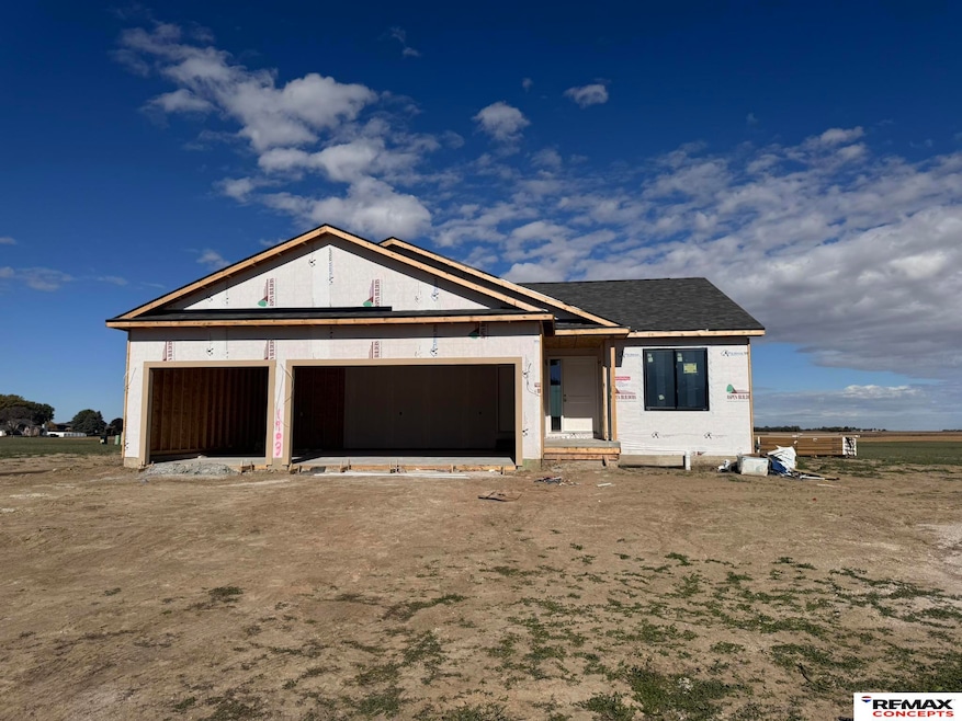 1903 E 17th St, York, NE 68467 - photo 1