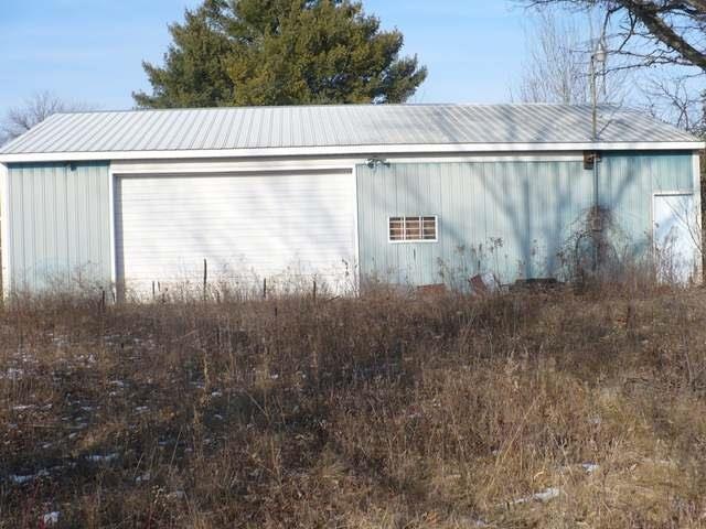 1267 Estey Rd, Beaverton, MI 48612 - photo 1