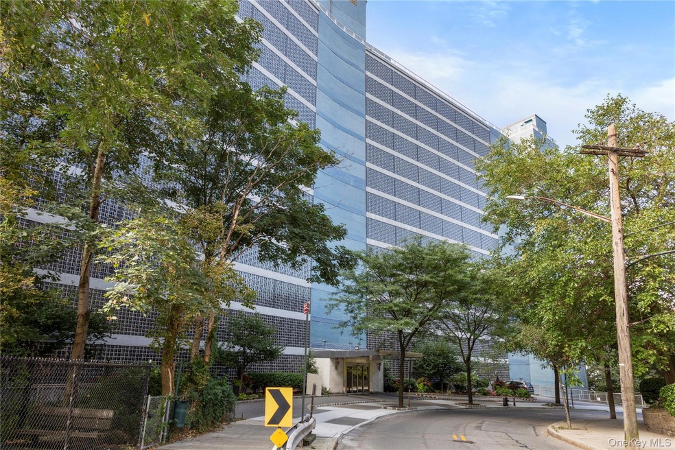 The Blue Building unit 5F, Bronx, NY 10463 - photo 1