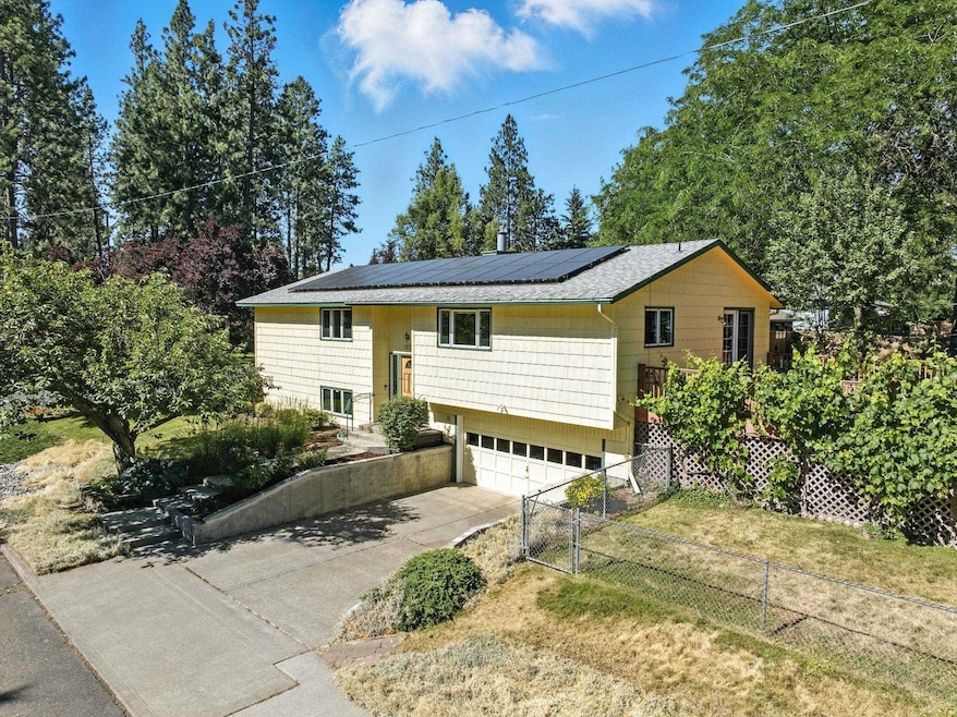 3832 S Cook St, Spokane, WA 99223 - photo 1