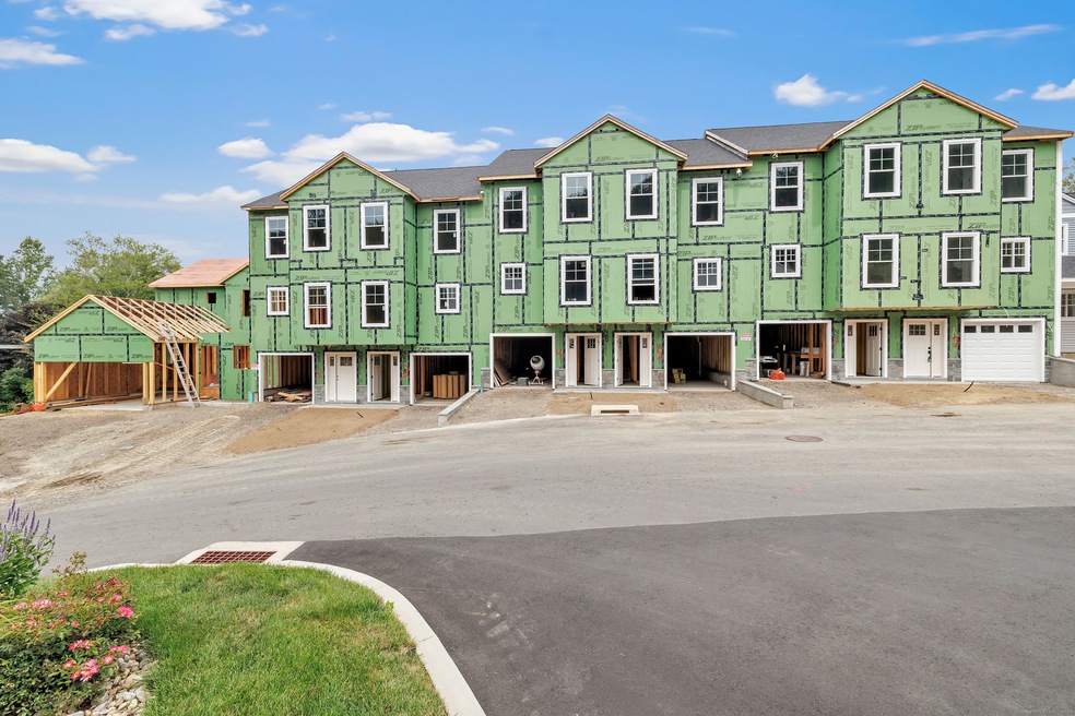 3 Windward Way unit 3, Shelton, CT 06484 - photo 1