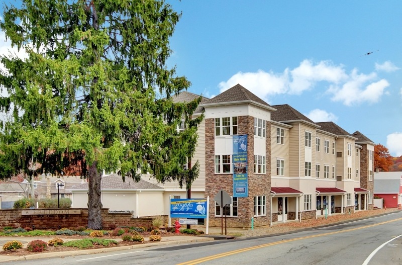 5 W River Styx Rd unit 303, Hopatcong, NJ 07843 - photo 1