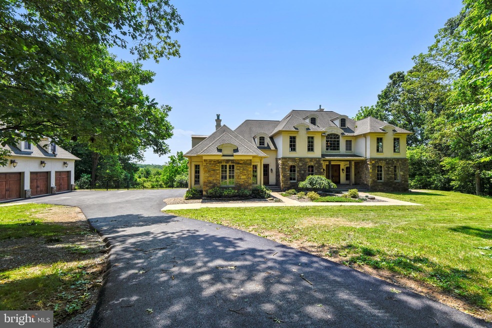 425 Heath Dr, Sykesville, MD 21784 - photo 1