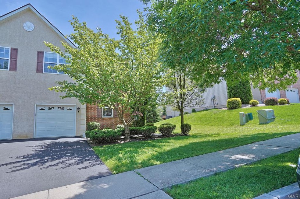 3771 Knight Dr, Macungie, PA 18062 - photo 1