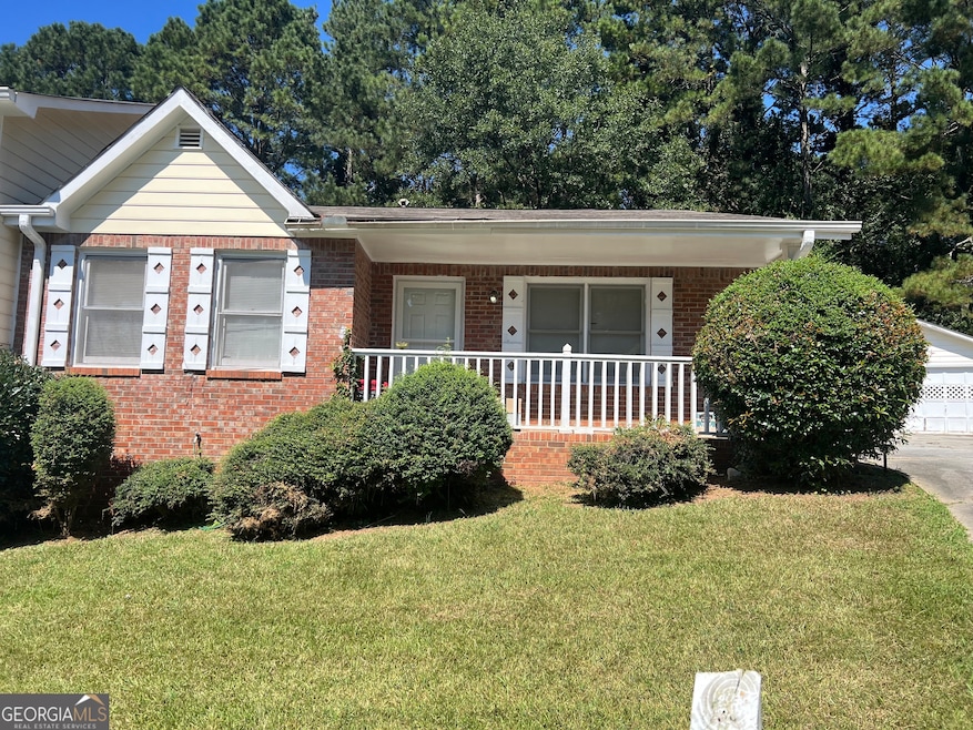 4917 Autumn Cir, Stone Mountain, GA 30088 - photo 1