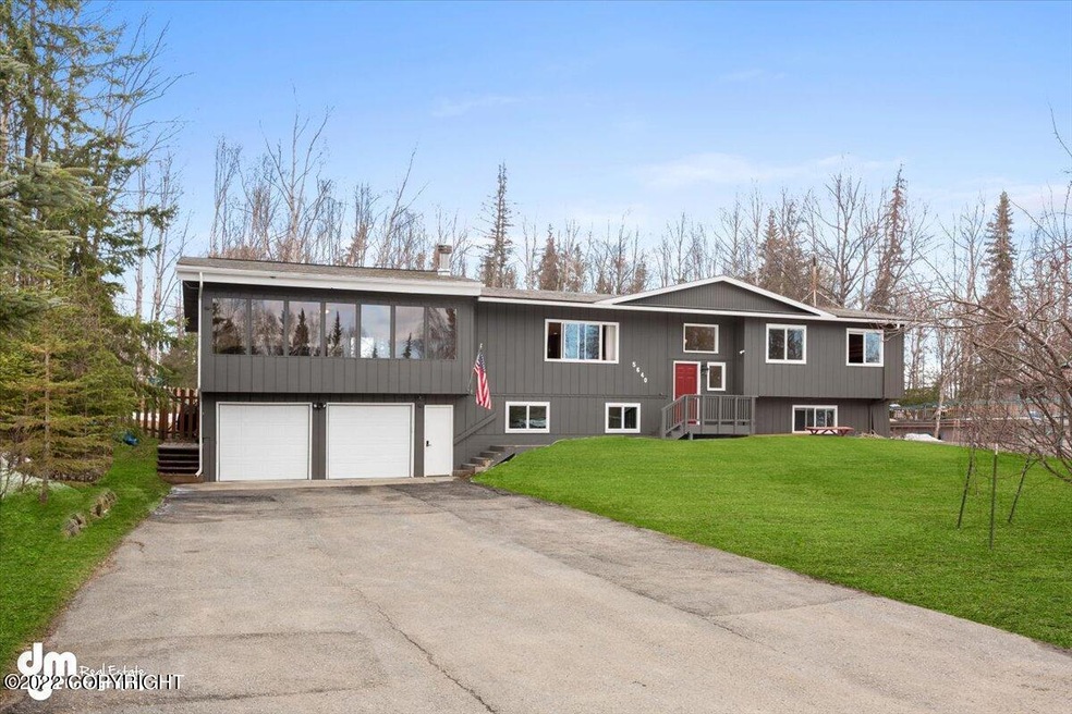 01-Exterior Front_KI_085
