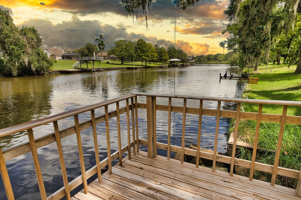 5401 County Road 334 unit 10, Sweeny, TX 77480 - photo 1