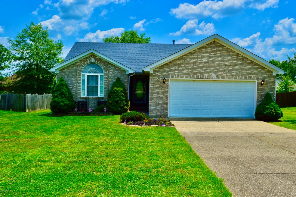 585 Deer Park Way, Mount Washington, KY 40047 - photo 1