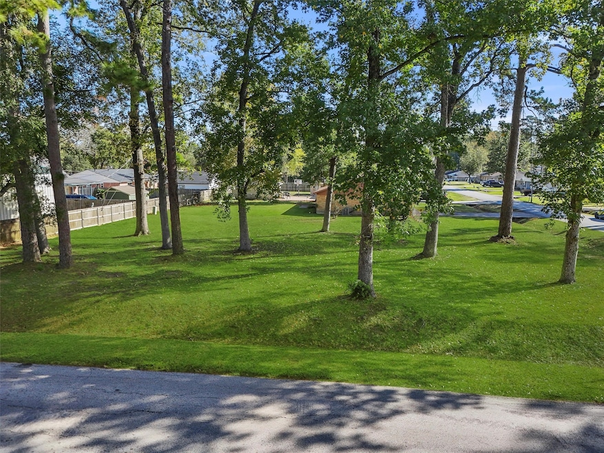 803 Corydon Dr, Houston, TX 77336 - photo 1