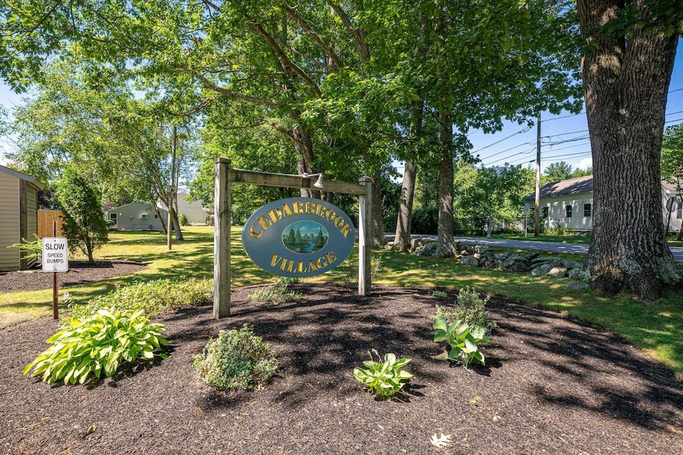 4 Cedarbrook Village unit B, Rochester, NH 03867 - photo 1