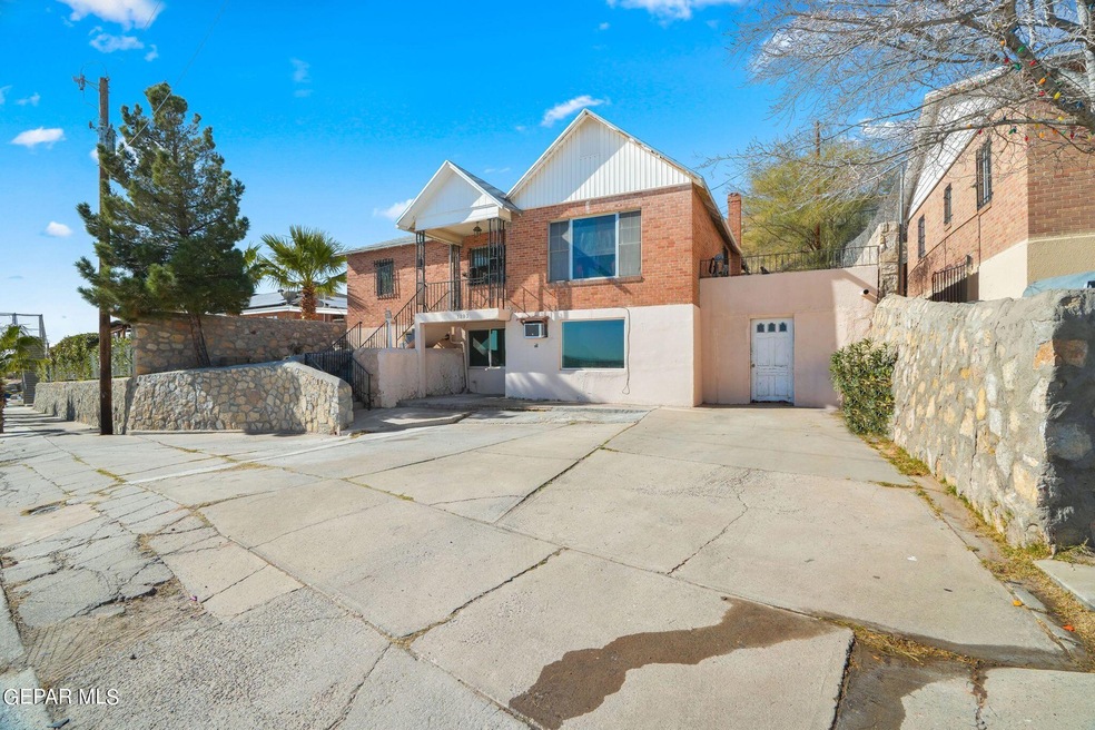 1203 Alabama St, El Paso, TX 79930 - photo 1