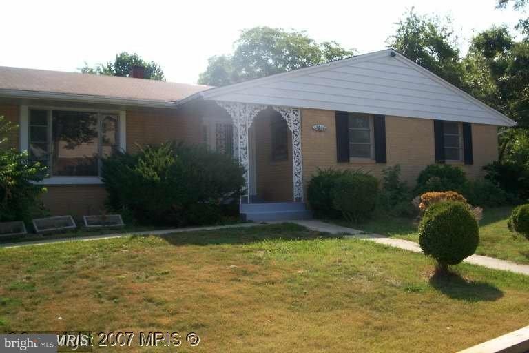 2014 Dupont Ave, Suitland, MD 20746 - photo 1
