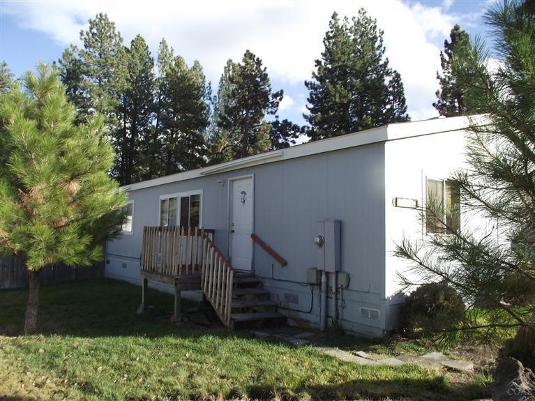 19862 Fennic Ct unit 12, Bend, OR 97702 - photo 1