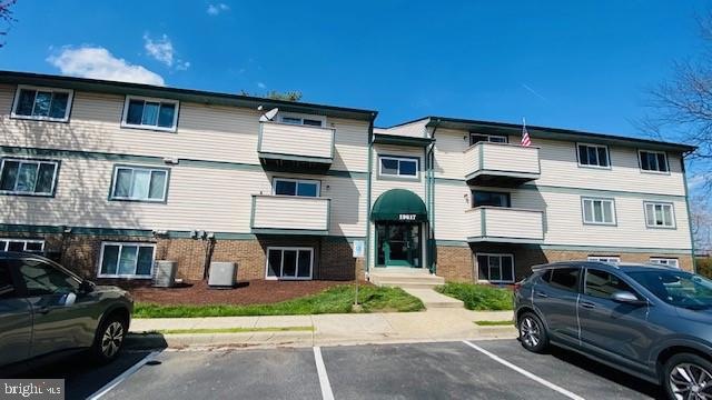 19617 Gunners Branch Rd unit G, Germantown, MD 20876 - photo 1