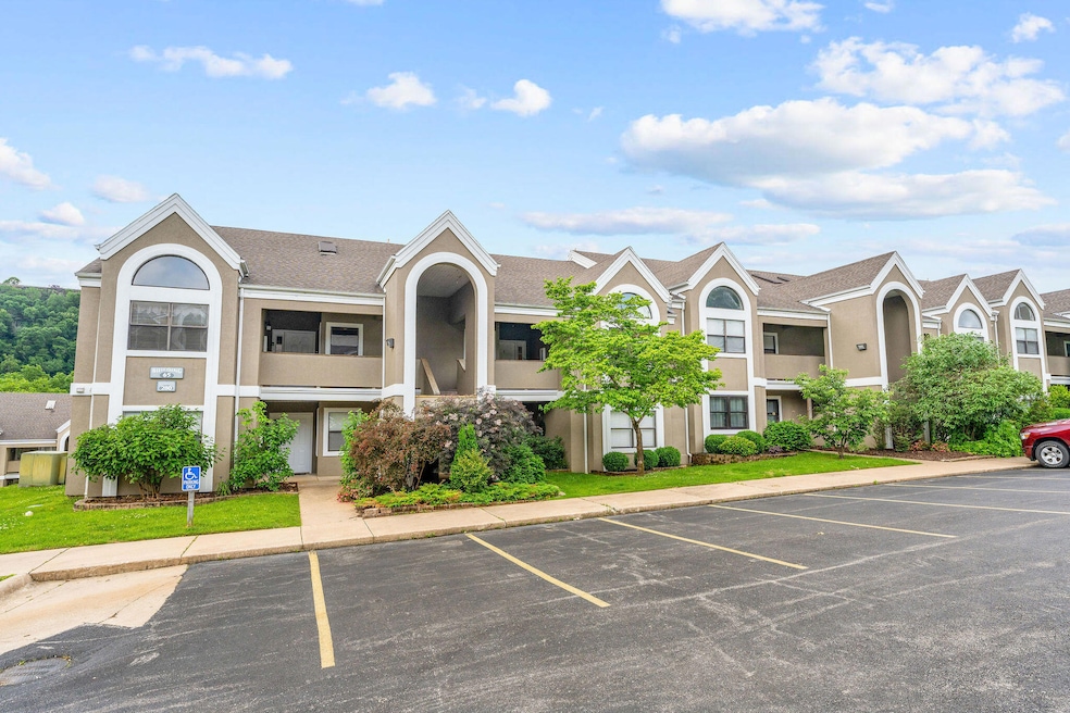 280 WIMBLEDON DR #8